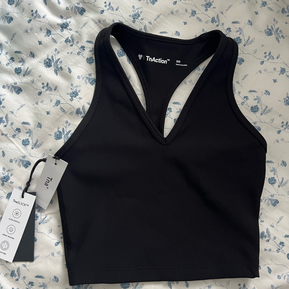 Aritzia TNA Slick Tone Crop Top Active 2XS NWT Black